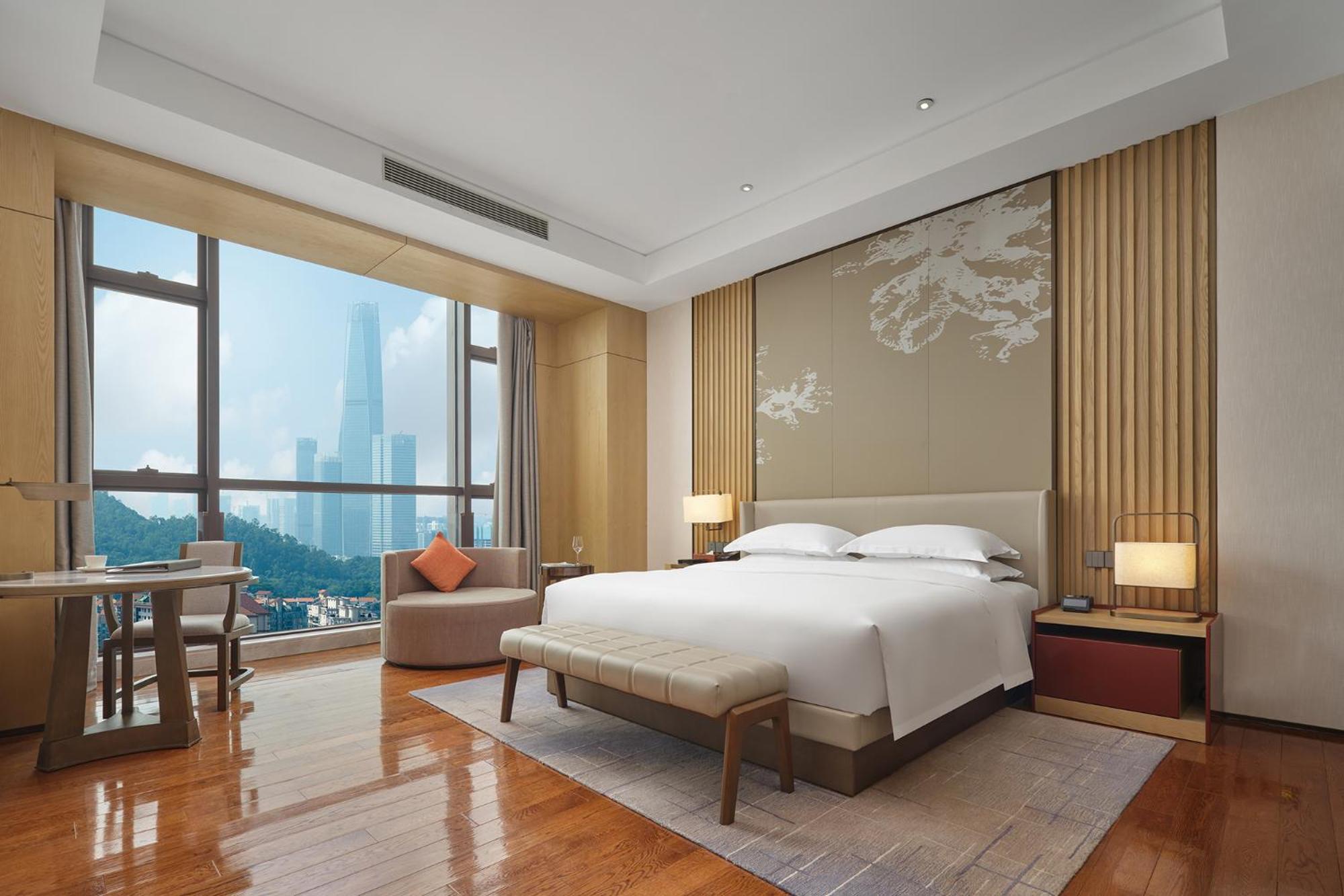 Dongguan Dongcheng International Hotel - Free Shuttle Buses For Executive Room Guests During Canton Fair Exterior photo