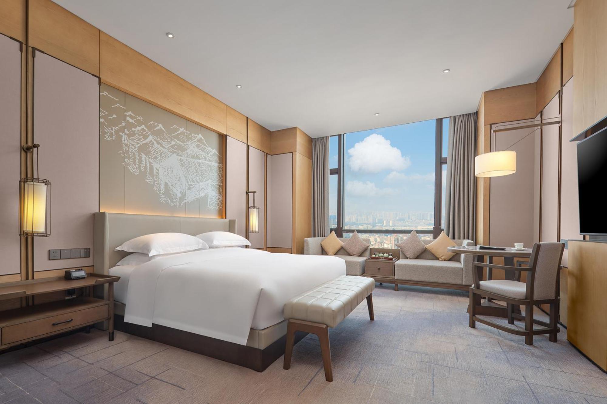 Dongguan Dongcheng International Hotel - Free Shuttle Buses For Executive Room Guests During Canton Fair Exterior photo