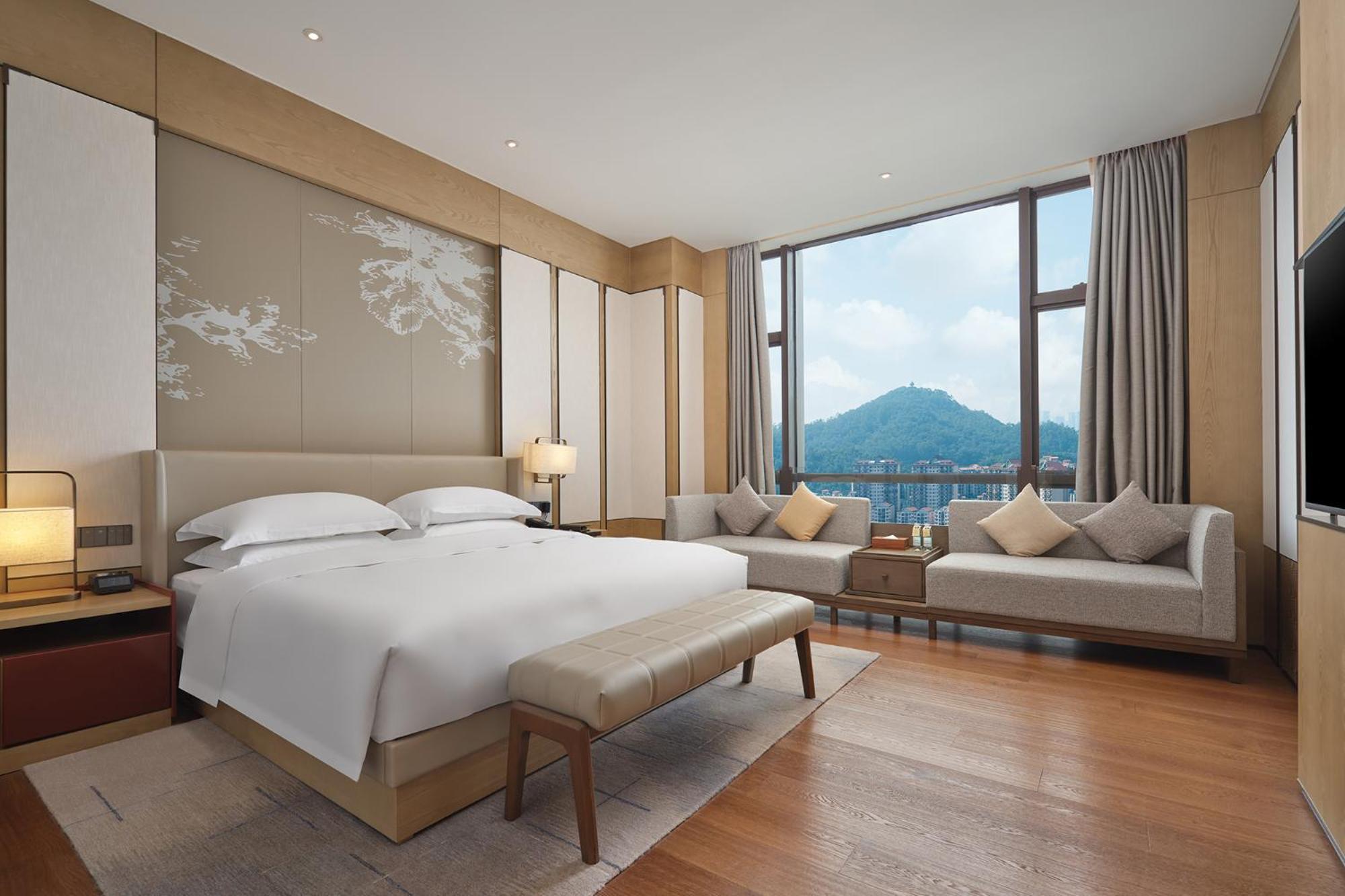 Dongguan Dongcheng International Hotel - Free Shuttle Buses For Executive Room Guests During Canton Fair Exterior photo